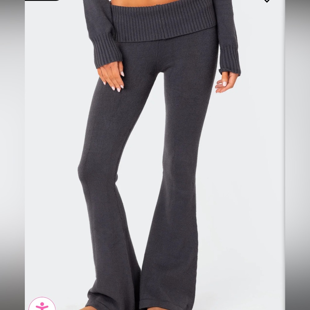 Edikted XS Knit Flare Pants